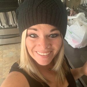 Meet your Posher, Sheri